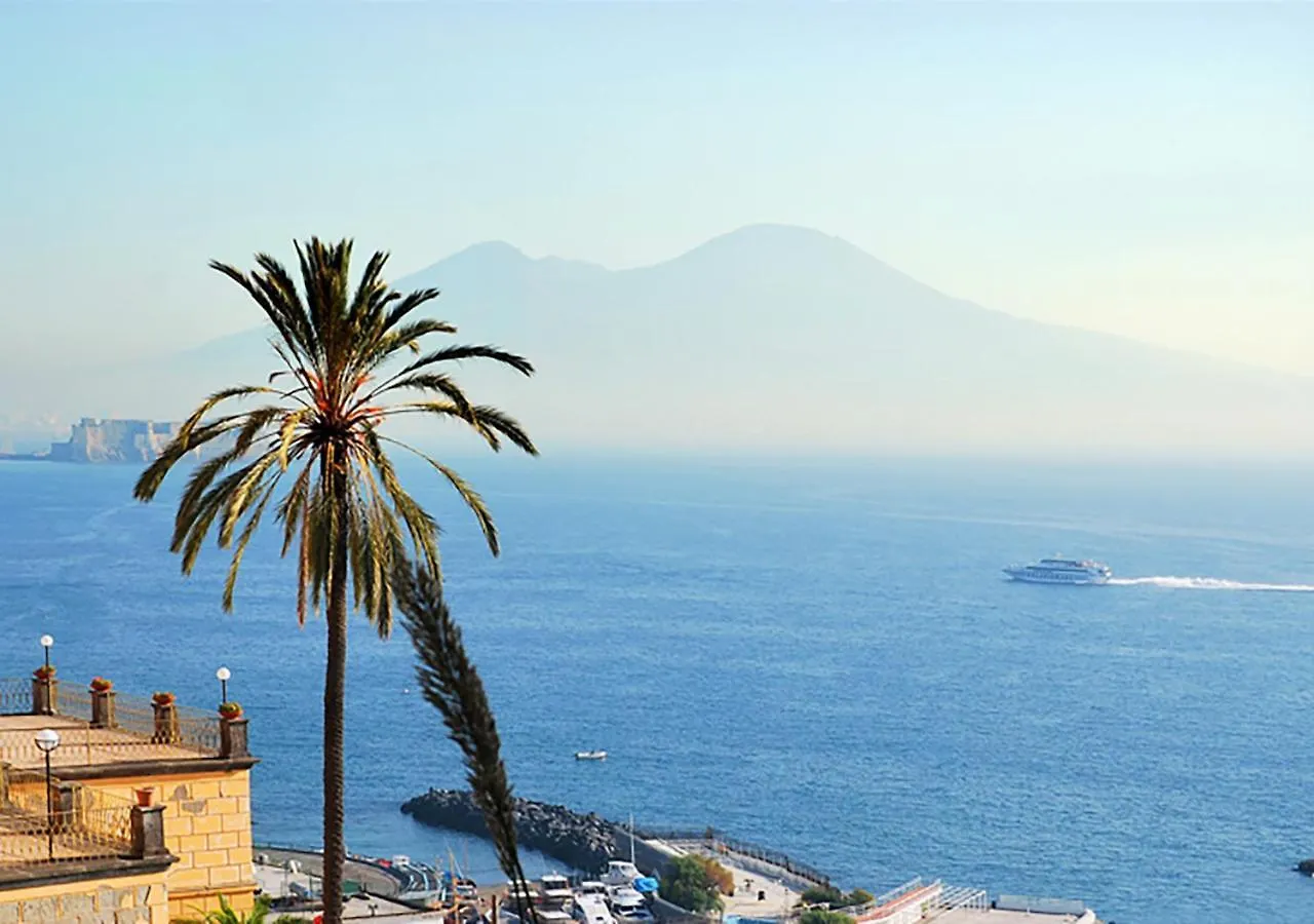Metro Materdei - Casa Al Quinto Piano E Wi-Fi A 2 Passi Dalla Metropolitana Apartment Naples