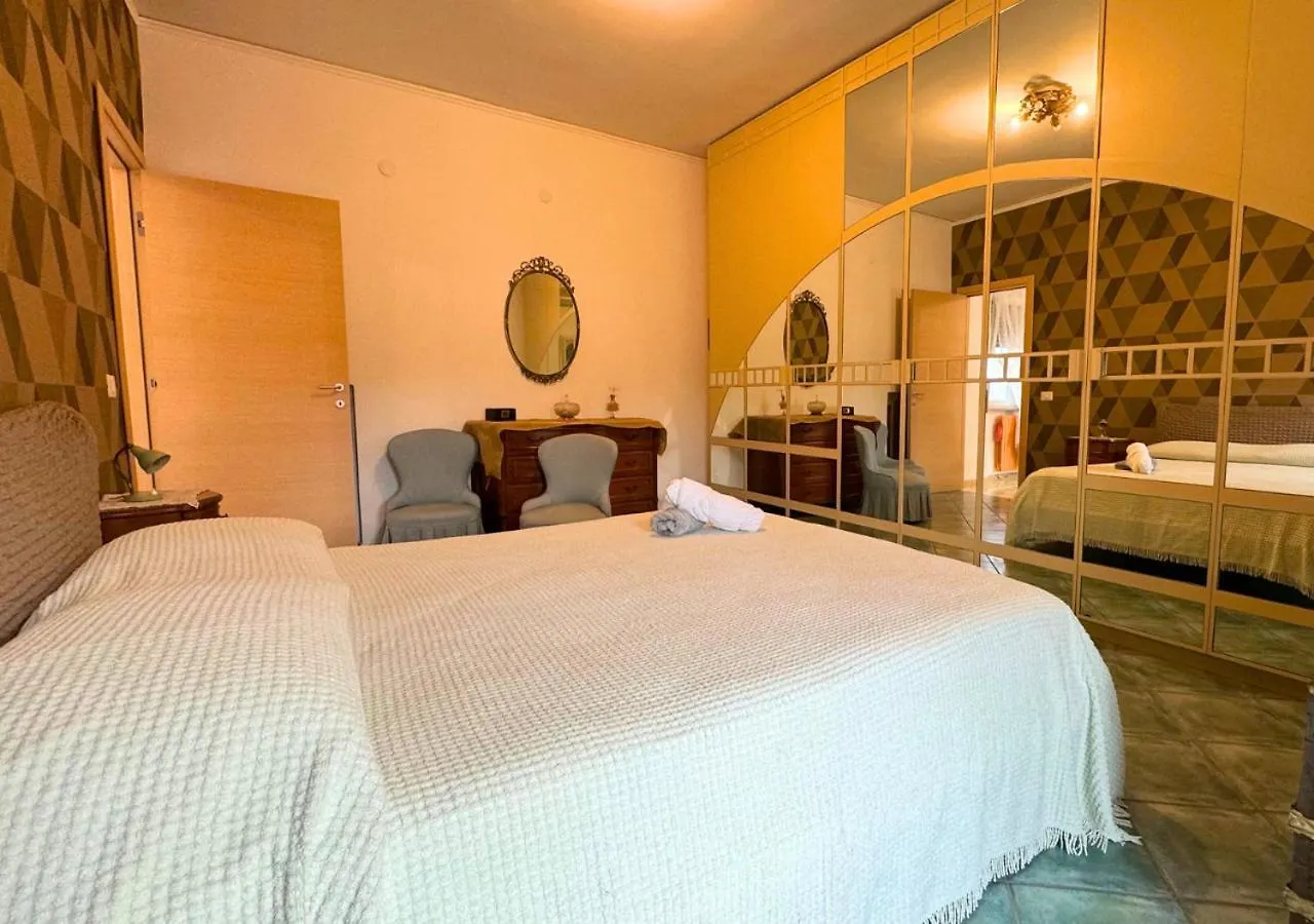 Metro Materdei - Casa Al Quinto Piano E Wi-Fi A 2 Passi Dalla Metropolitana Apartment Naples 0*,
