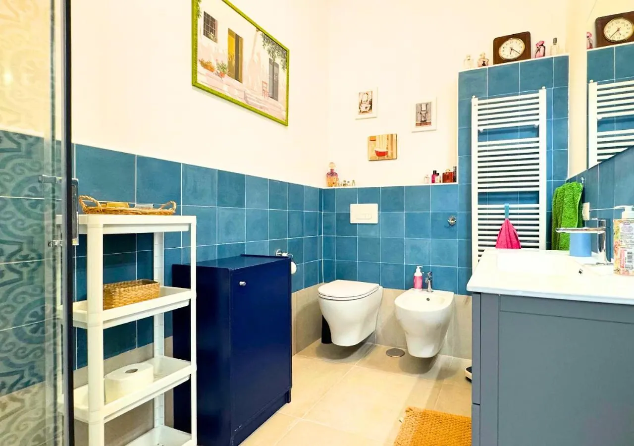 Metro Materdei - Casa Al Quinto Piano E Wi-Fi A 2 Passi Dalla Metropolitana Apartment Naples 0*,  Italy