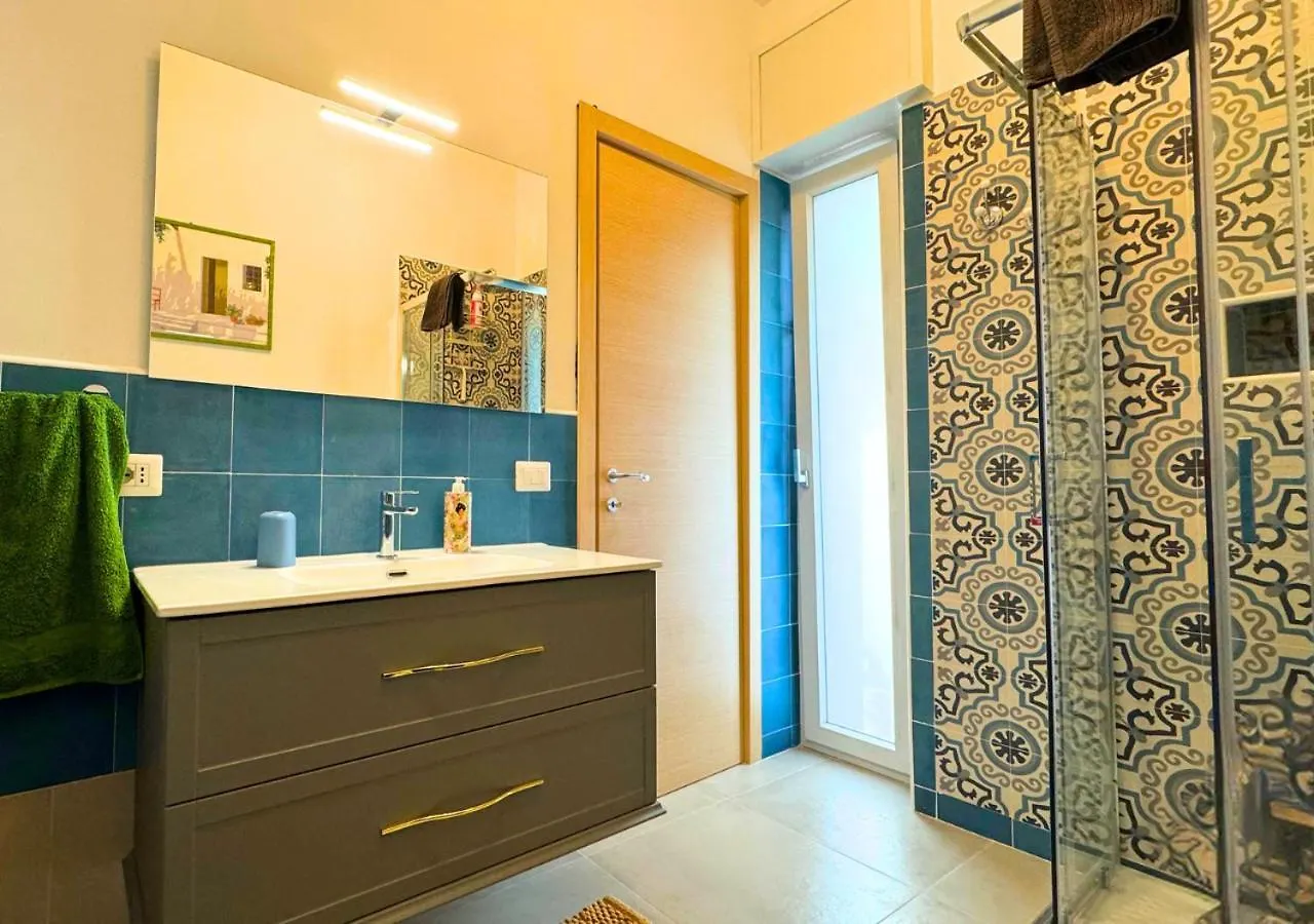 Metro Materdei - Casa Al Quinto Piano E Wi-Fi A 2 Passi Dalla Metropolitana Apartment Naples